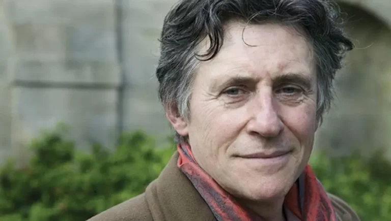 Corporate Media Perpetuates Climate Science Denial – Gabriel Byrne on RAI Pt 4/4